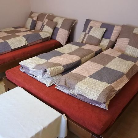 Kisasszony Apartman Eger Bagian luar foto